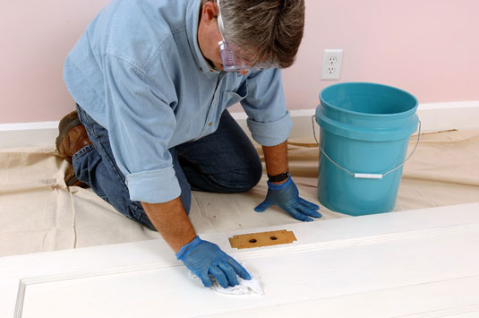 كيفية تحضير باب للرسم