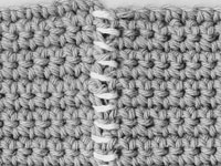 كيفية الانضمام إلى طبقات الكروشيه مع Whipstitch