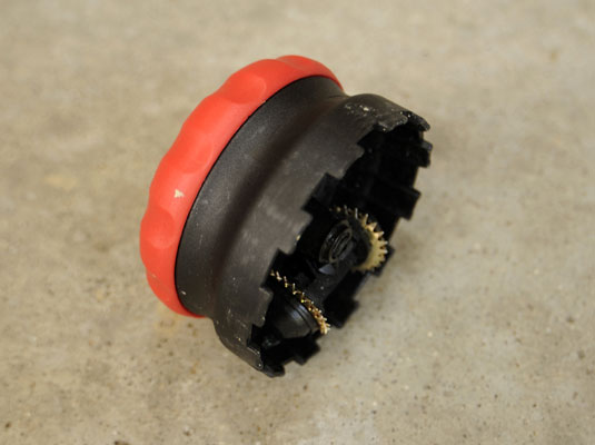 أدوات لأخذ ورق الجدران