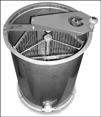 اختيار المعدات لاستخراج العسل من خلية النحل الخاصة بك