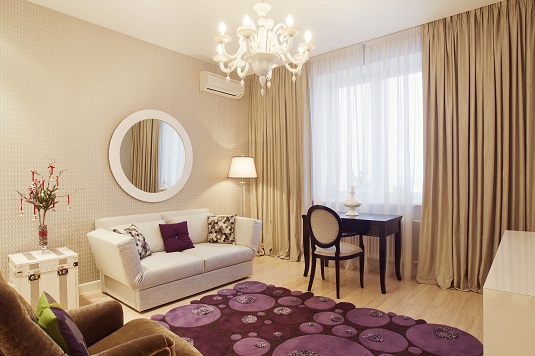 استخدام مرايا الحائط لتزيين منزلك